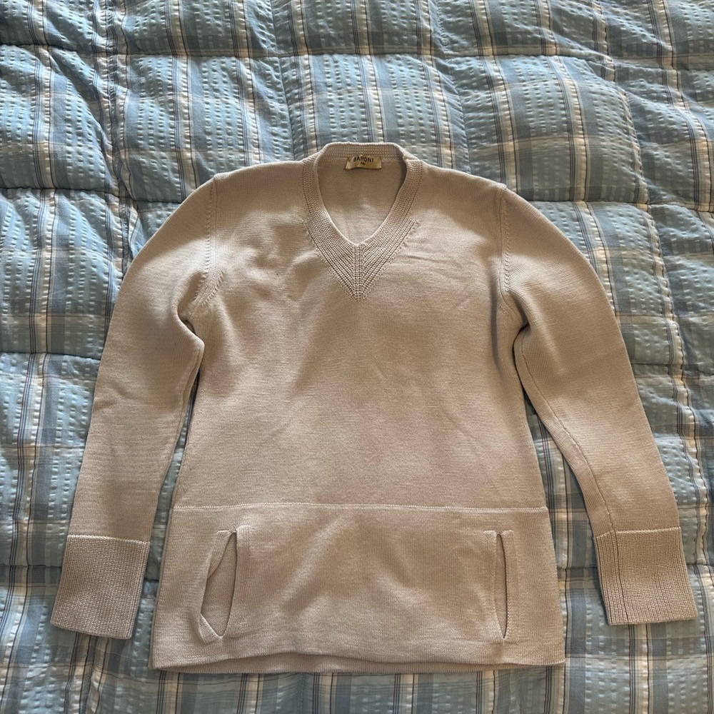 Baroni Grey V-Neck Sweater
